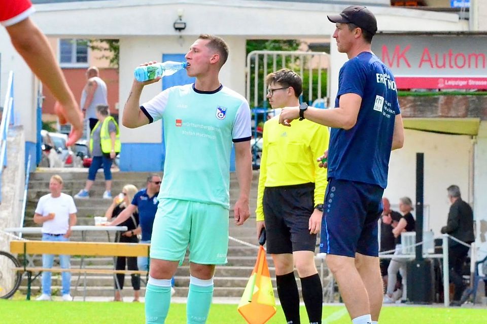 Tobias Eckermann (rechts) wird auch in der Saison 2026/2027 die Geschicke des FC Erfurt Nord leiten. Tobias Eckermann (rechts) wird auch in der Saison 2026/2027 die Geschicke des FC Erfurt Nord leiten.