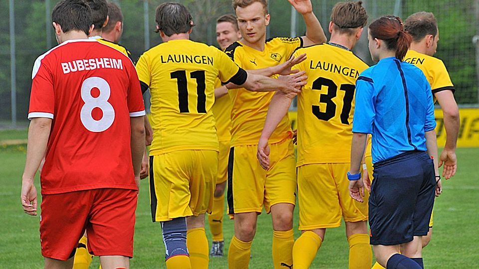 Neben Ex-Kapitän Markus Nsouli steht auch Michael Przyklenk (Mitte) wieder im Kader des FC Lauingen. Er kann aktuell endlich wieder beschwerdefrei kicken.