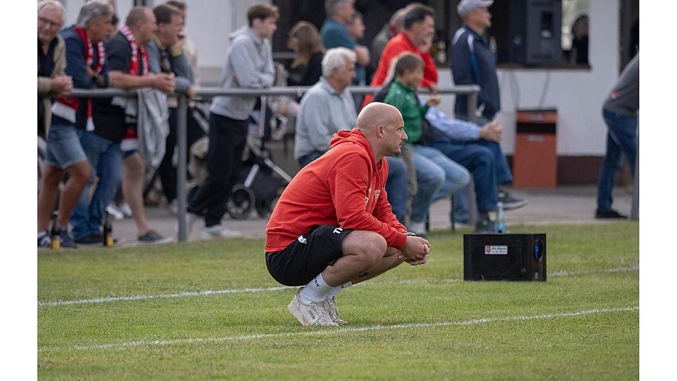Als Ruhepol hat TSV-Trainer Thomas Rotherbl die nötigen Stellschrauben für den Aufschwung ausgekundschaftet.