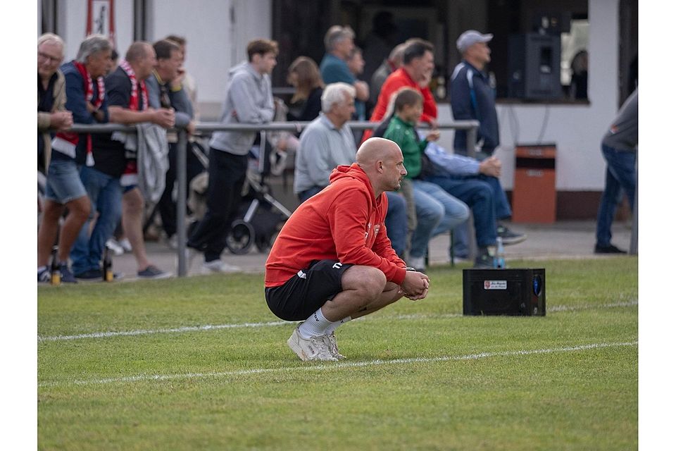 Als Ruhepol hat TSV-Trainer Thomas Rotherbl die nötigen Stellschrauben für den Aufschwung ausgekundschaftet.
