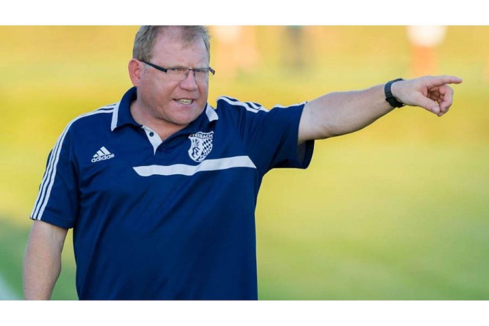 Von Teisbach nach Straubing: Ernst Flack wird neuer Übungsleiter bei der SG Post Kagers. F: Becherer Von Teisbach nach Straubing: Ernst Flack wird neuer Übungsleiter bei der SG Post Kagers. F: Becherer