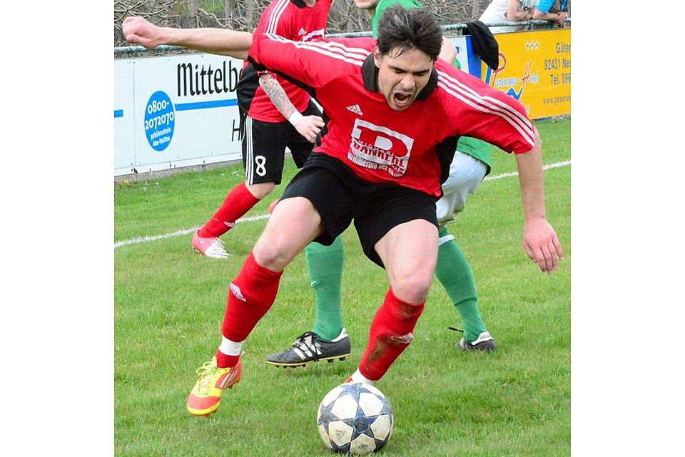 Der FC Neunburg musste sich dem TSV Dieterskirchen 2:5 geschlagen geben.  Archivfoto: ggo