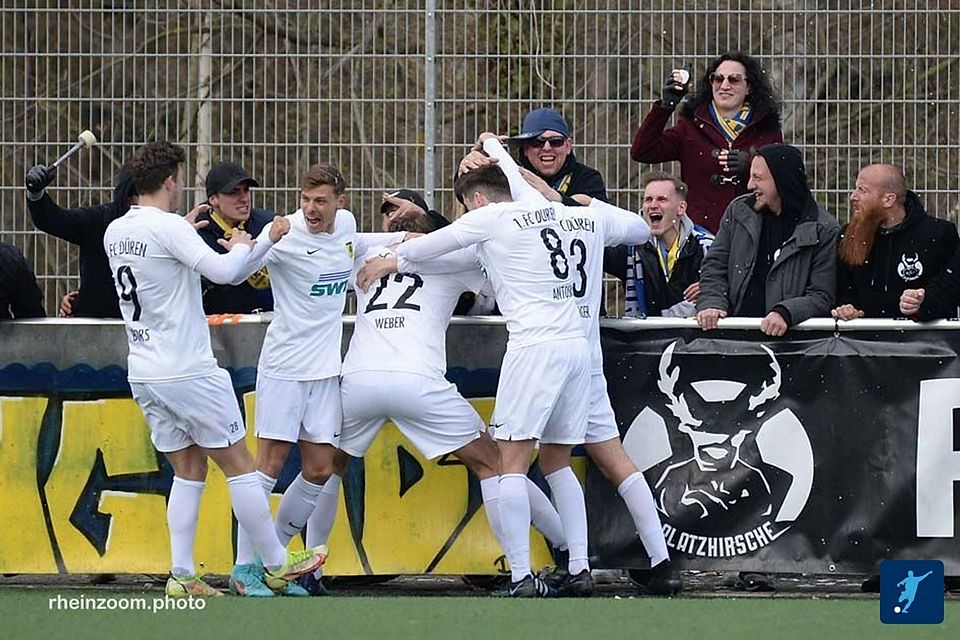 Der 1. FC Düren hat das Topspiel gegen Hennef gewonnen.
