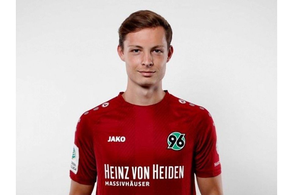 Luca Beckenbauer hat seinen Vertrag bei Hannover 96 aufgelöst und schließt sich dem SV Heimstetten in der Regionalliga Bayern an.  Hannover 96