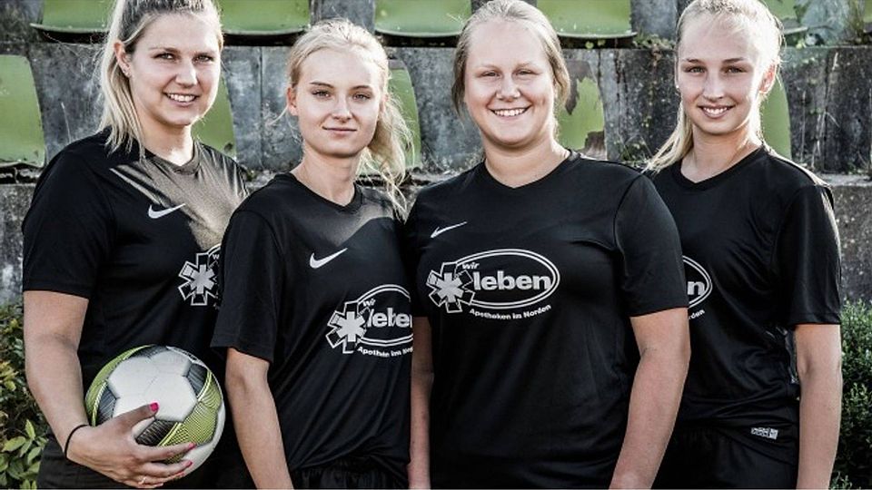 Verstärken die Landesligamannschaft: Anne-Kathrin Heuer (TuS Brietlingen), Lilly Schulze, Leonie Hildebrandt (beide eigene Jugend) und Jasmin Wagner (TSV Gladebeck) (v. l. n. r.)