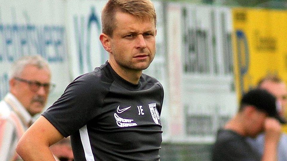 Jürgen Eder gibt auch über das Saisonende hinaus die Richtung beim SV Grainet vor 
