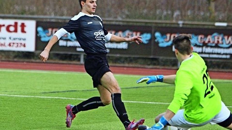 Dreierpack für die SKV Rutesheim: Ayhan Erkilic (links) Foto: Andreas Gorr