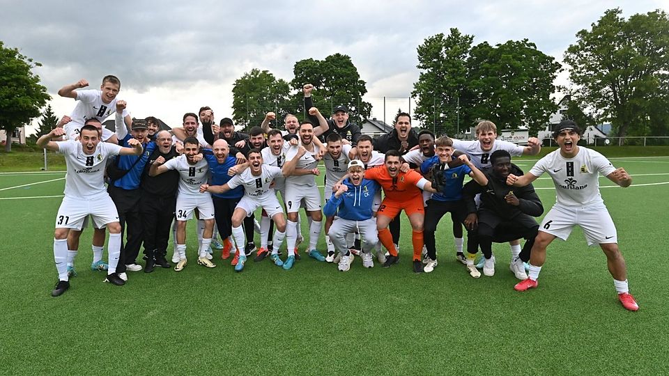 Nach dem 4:2 in Betzdorf war es perfekt: Eintracht II hat den Durchmarsch von der A-Klasse in die Rheinlandliga geschafft. 