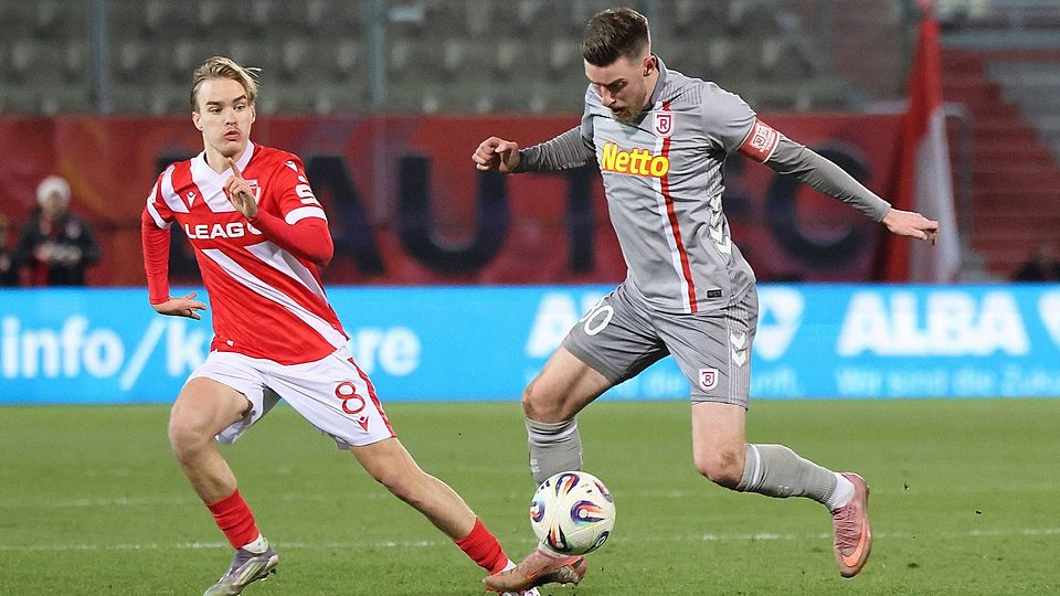Kapitän Christian Kühlwetter (rechts) erzielte für den SSV Jahn in Cottbus einen Doppelpack.