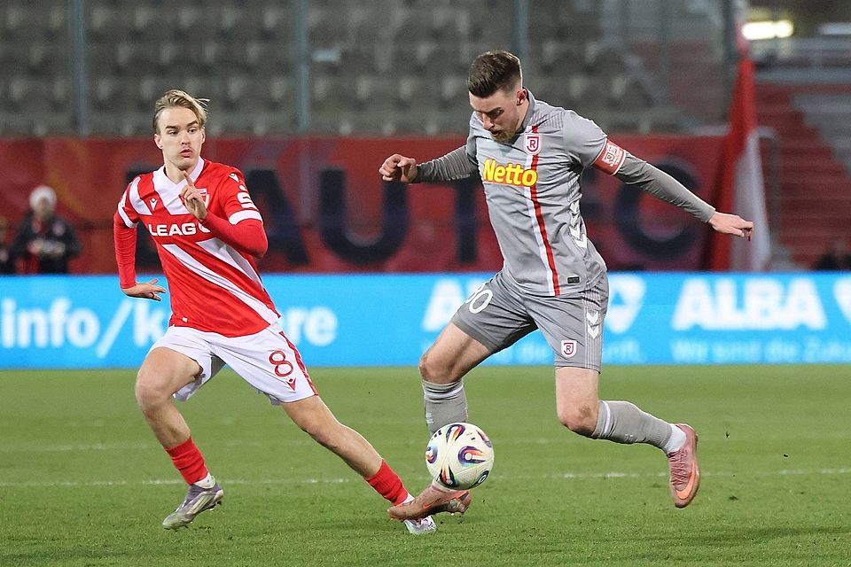 Kapitän Christian Kühlwetter (rechts) erzielte für den SSV Jahn in Cottbus einen Doppelpack.