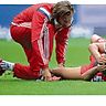Größter anzunehmender Unfall für Fußballprofis: Ein Kreuzbandriss setzt auch Bayern-Star Javi Martinez monatelang außer Gefecht. Foto: dpa