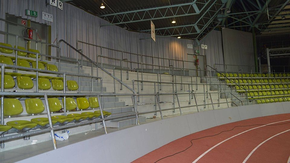 Im "Fenerbahce-Block": Die Sitzplätze im Sindelfinger Glaspalast wurden entfernt Foto: Zvizdic