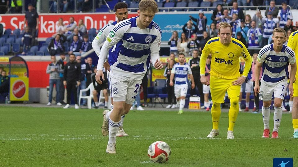 Jannik Zahmel vor seinem ersten Ballkontakt für den MSV Duisburg.