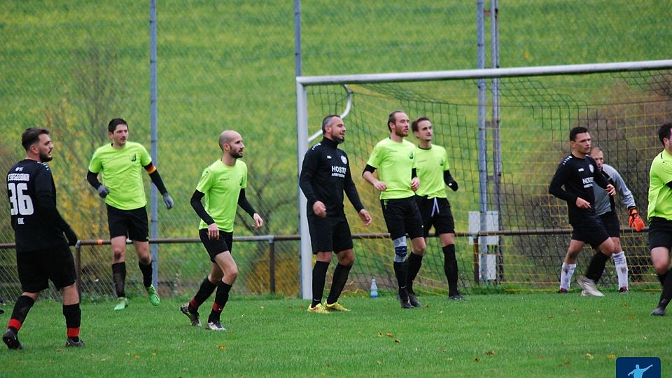 Am Sonntag wird auf die Landshausener Defensive (gelb) Schwerstarbeit gegen den SV Sinsheim zukommen.