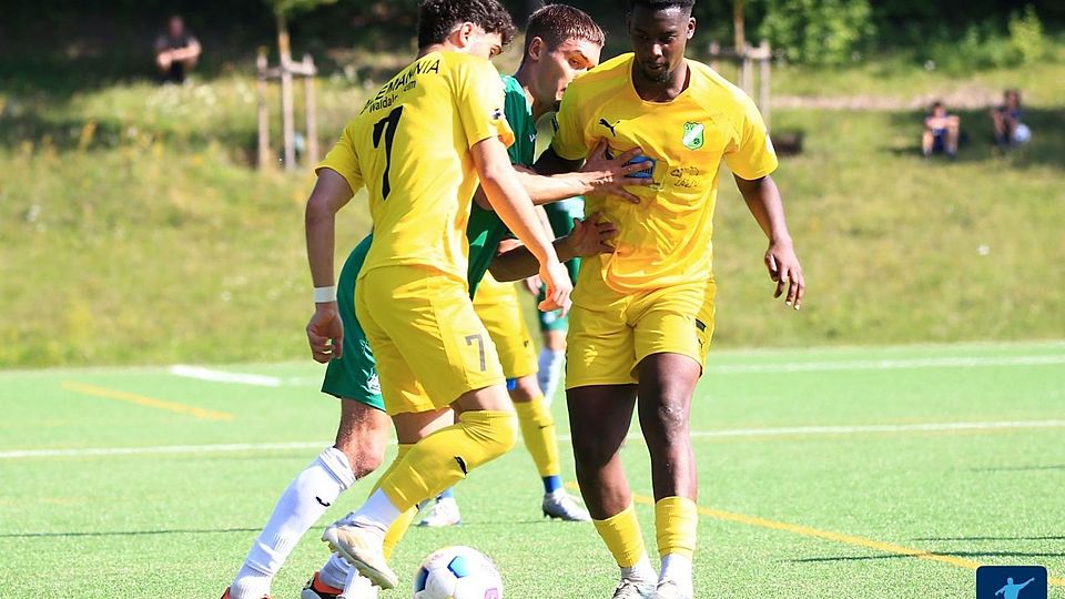Der SV Alemannia Waldalgesheim holt gegen Steinwenden einen 3:0-Sieg.