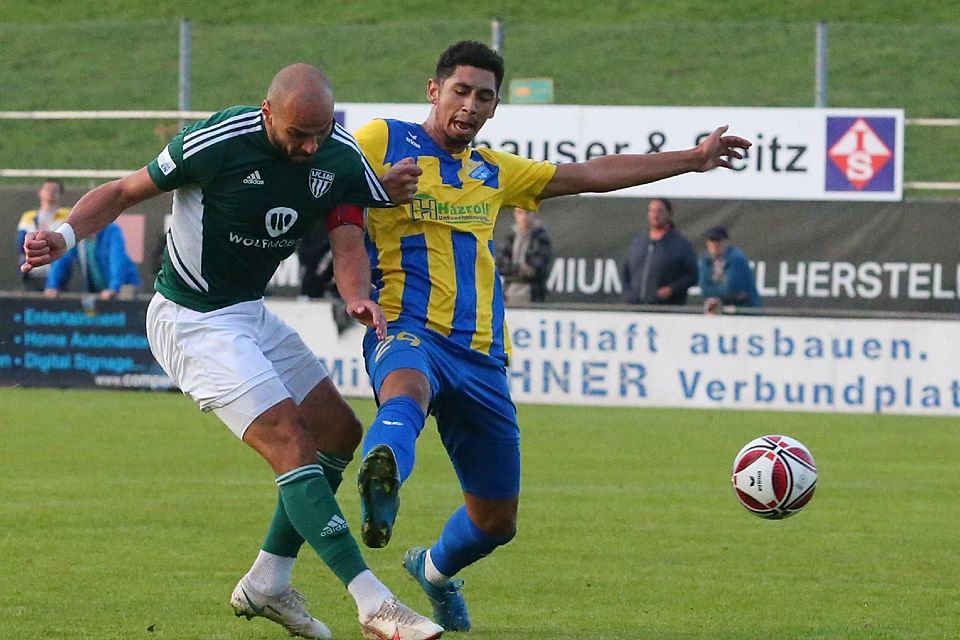 Nicht zu verteidigen: Schweinfurts Adam Jabiri (links) setzt sich gegen Alex Langen durch und macht das 2:0.