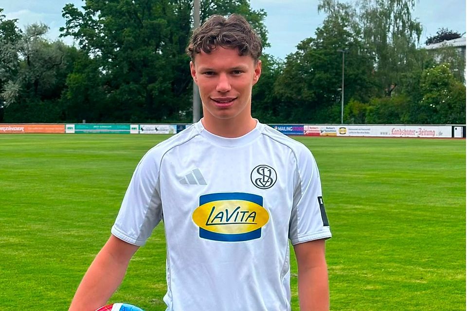 Tim Hoffmann ist ein großes Talent, das künftig wieder für die SpVgg Landshut aufläuft Tim Hoffmann ist ein großes Talent, das künftig wieder für die SpVgg Landshut aufläuft