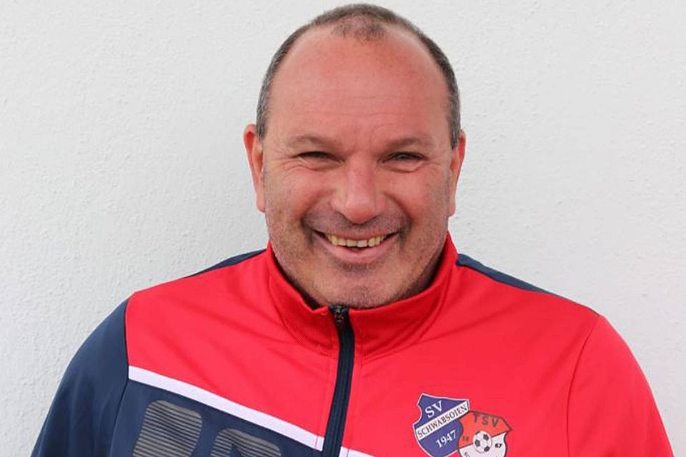 Trainer: Hubert Strobel war seit 2019 für die erste Mannschaft der SpVgg  tätig.