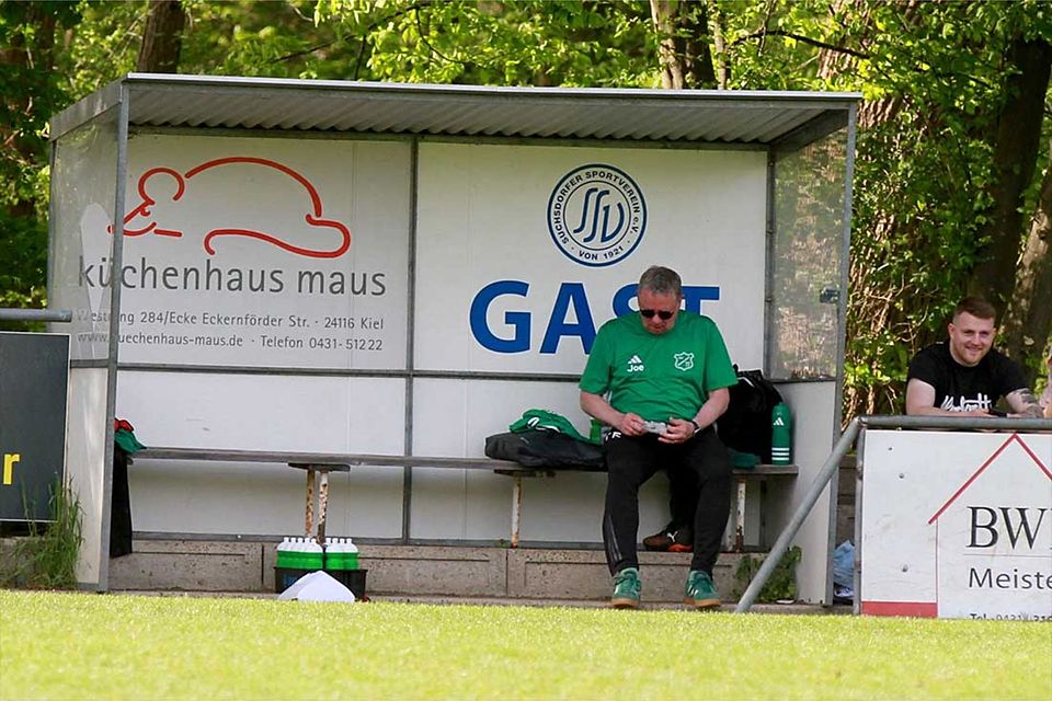 Cheftrainer Christian Ippig (TSV Gremersdorf) hatte in dieser Saison oft großzügigen Raum auf seiner Bank.