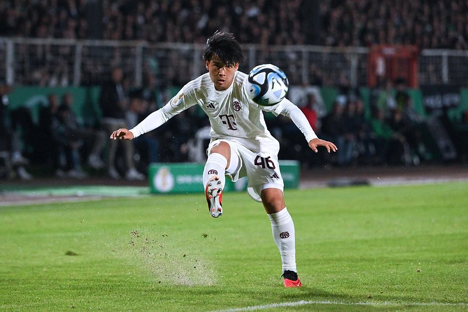 Taichi Fukui bleibt bis 2026 beim FC Bayern unter Vertrag und wird bis Sommer zum portugisieschen Erstligisten Portimonense SC ausgeliehen.