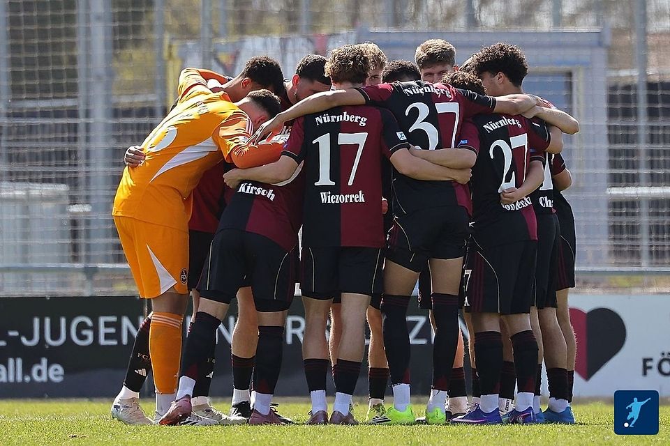 Einfach Wahnsinn! Satte achtmal ließen es die Kicker der Nürnberger U23 an diesem Regionalliga-Samstag im Kasten der Buchbacher klingeln!