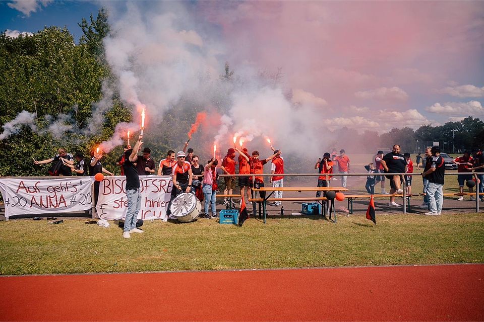 Manchmal können, wie im Falle des FC Ruderting, auch Verlierer Gewinner sein.