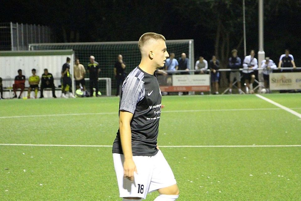 Sinan Kurt traf zum 4:0 für Holzheim.