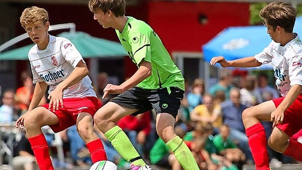 Die JFG stellt zehn Jugendteams (hier im Spiel gegen den SSV Jahn).  Foto: ctm