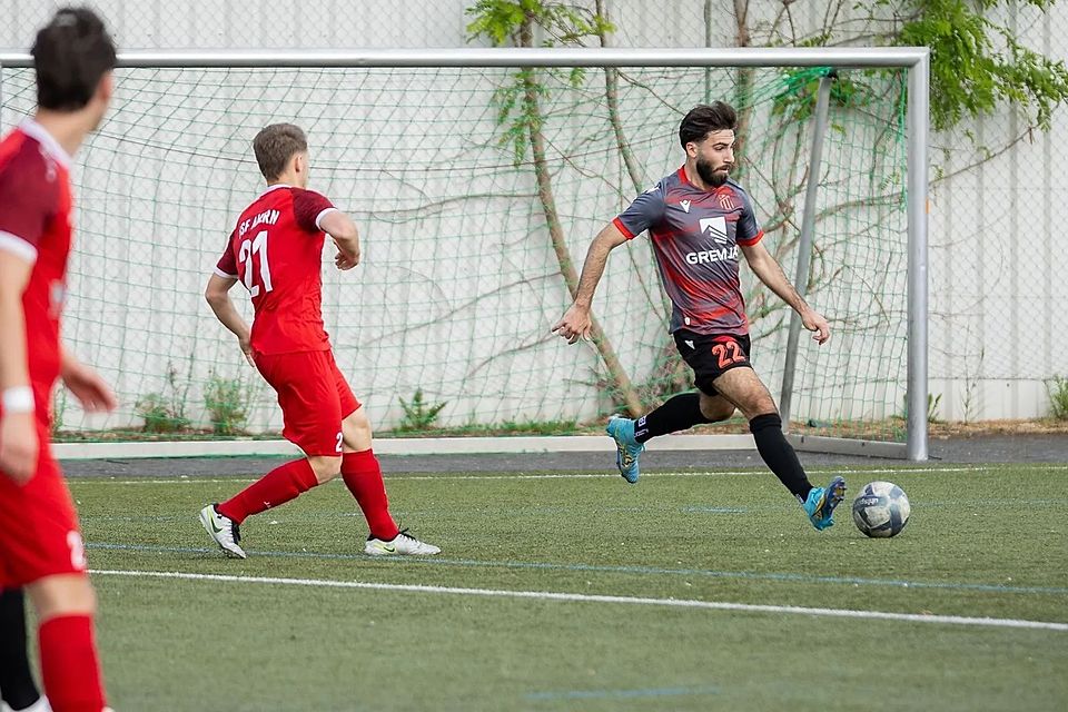 Al-Bazaz, hier noch im Trikot des FC Kosova Düsseldorf.