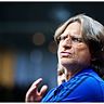 Schon eine Institution auf Schalke: Norbert Elgert trainiert seit 17 Jahren den Nachwuchs beim Fußball-Bundesligisten Foto: Schmidt