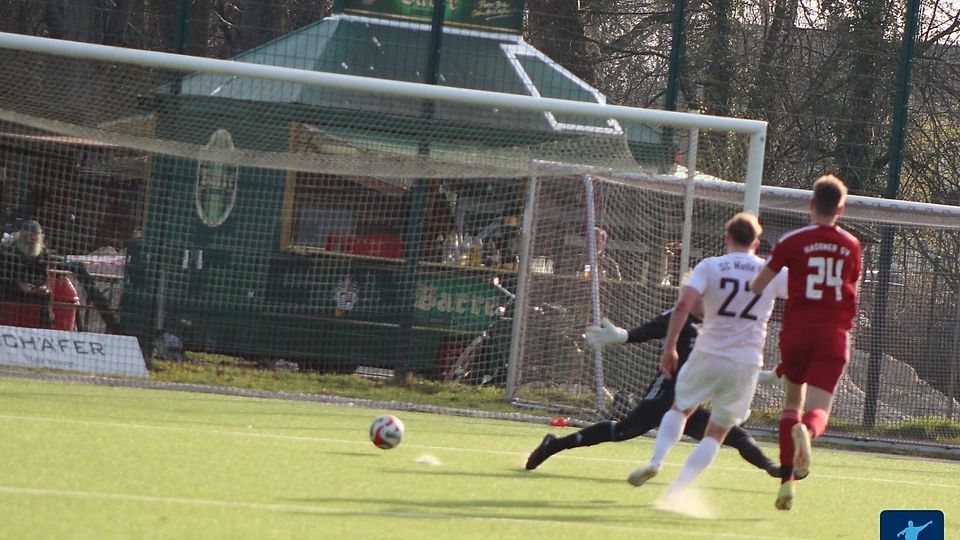 Florian Placke trifft zum 1:0 für den SC Melle 03 II