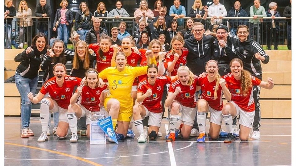 Der FC Ruderting - Niederbayerischer Hallenmeister der Frauen 2026.
