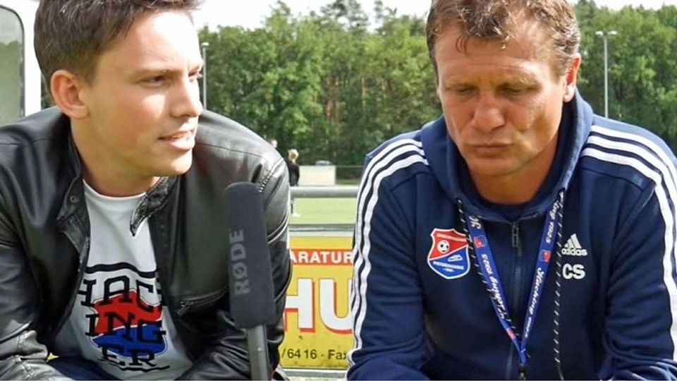 Trainer Claus Schromm im Interview nach dem Spiel (F. Screenshoot Haching TV)