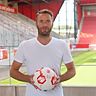 Bei seiner Vorstellung als neuer Co-Trainer des SSV Jahn im Regensburger Jahnstadion: Andreas Patz.