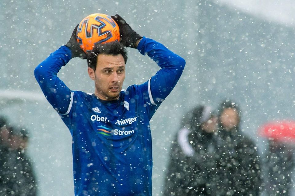 Im dichten Schneetreiben zeigte Yasin Yilmaz ein überragendes Spiel, das er mit zwei Toren krönte.