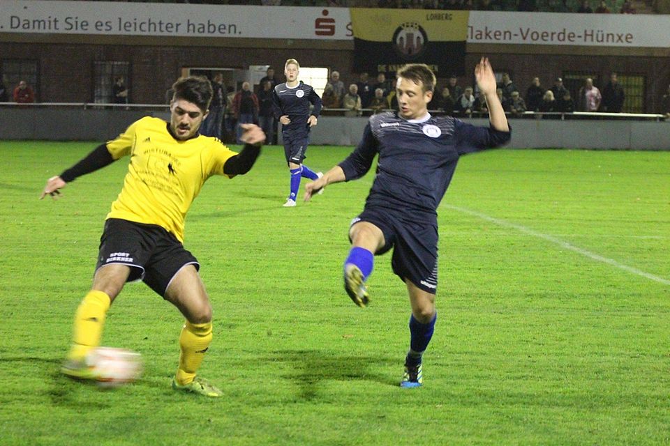 Mehmet Celiktürk (VfB Lohberg) und Andreas Siebert (SuS Dinslaken 09) - Foto: Mabo Sport/FB.
