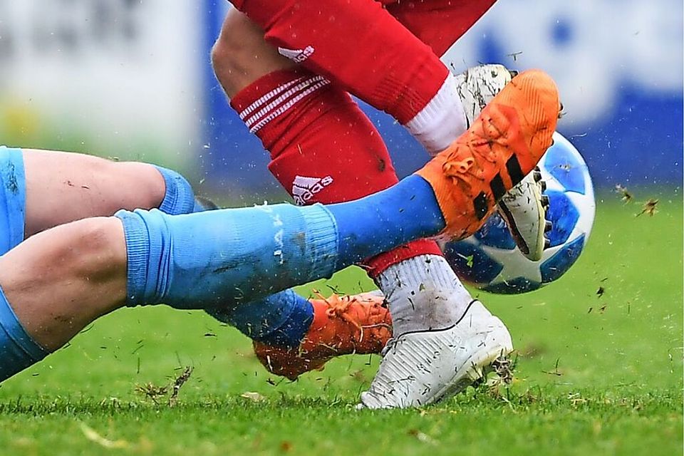 Mehr Engagement hatte sich Bad Säckingens Trainer von seiner Mannschaft im Spiel beim FC Bergalingen gewünscht.  | Foto: Patrick Seeger