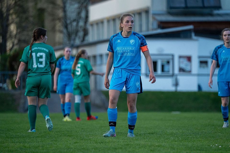 Kapitänin Antonia Holzner