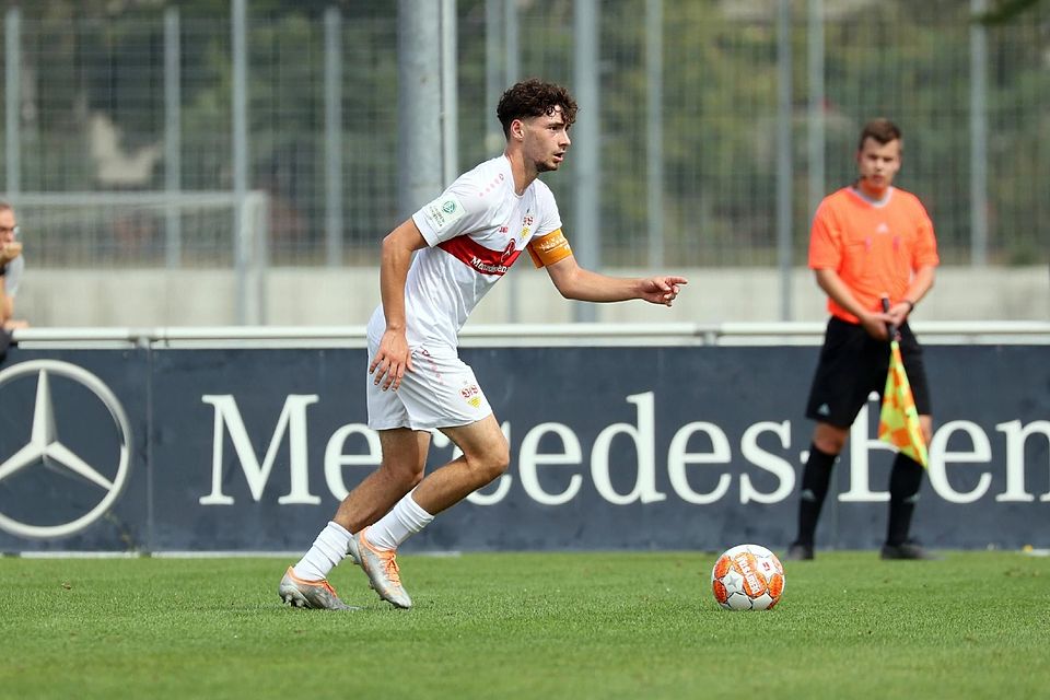Mehmet Sahin führte die U19 des VfB Stuttgarts öfter als Kapitän aufs Feld.