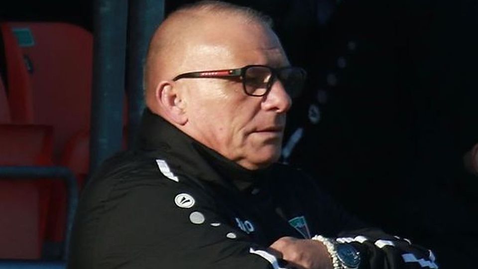 Stephan Houben will den 1. FC Viersen aus der Krise führen.