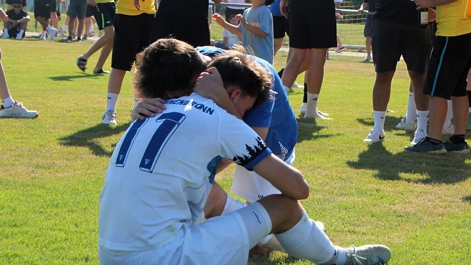 Der Tennenbronner Lucas Maier-Juranek ist nach dem verpassten Aufstieg untröstlich.