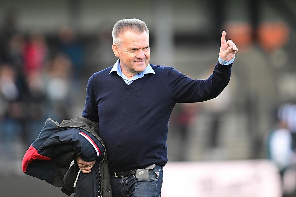 Haching-Präsident Manfred Schwalb hofft, dass die Stadionthematik in den nächsten zwei Wochen gelöst wird.