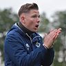 Trainer Kevin Kröger ist nach der 0:2-Niederlage seines VfB Schloß Holte in Detmold enttäuscht. 