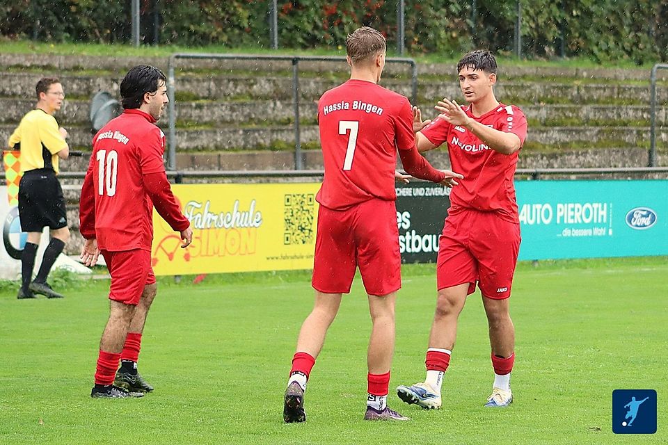 Bei der TuS Marienborn II schafft Hassia Bingen den Sprung aus dem Tabellenkeller.