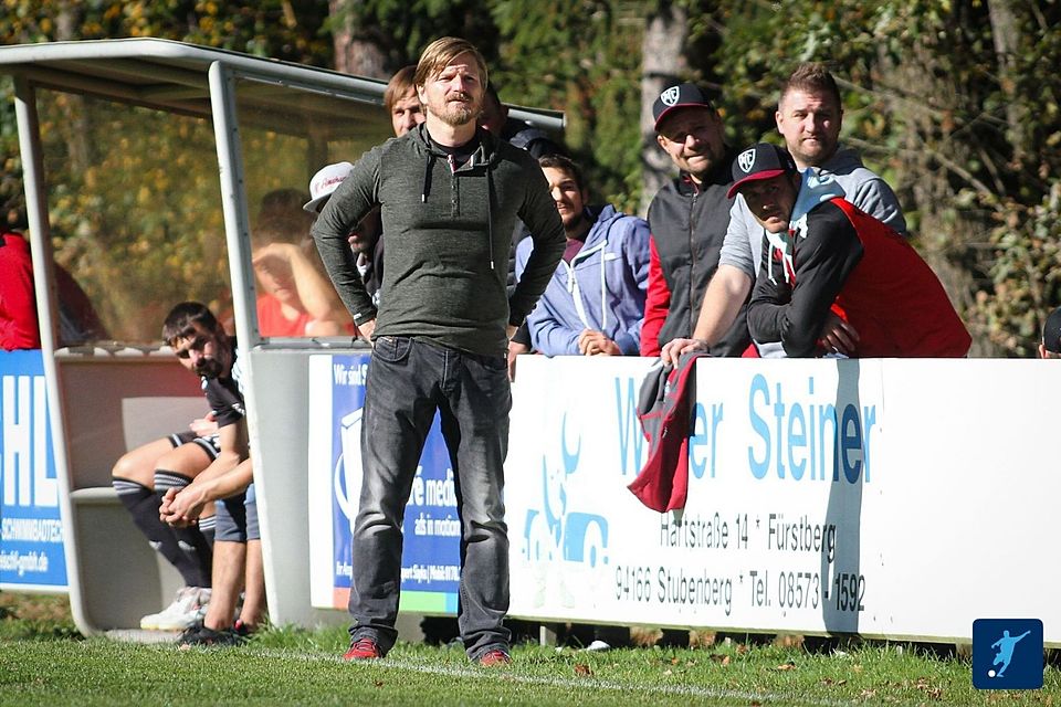 Karl Hofbauer stand bereits am vergangenen Sonntag beim Gastspiel in Ulbering an der Seitenlinie.