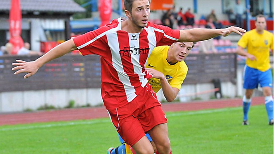 Hakan Senyuva feiert nach einem halben Jahr ein Wiedersehen mit dem TSV Neusäß.  Foto: Andreas Lode