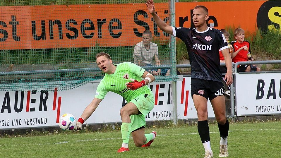 Ludwig Zech könnte beim TSV Buchbach wieder ins Tor rücken.