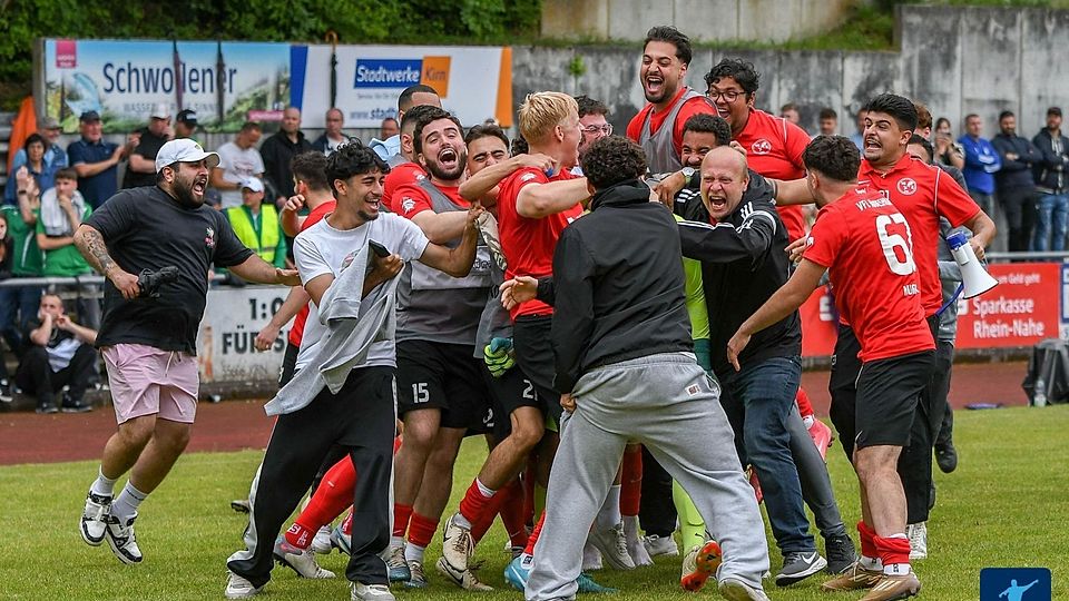 Der VfL Rüdesheim sicherte sich im Elfmeterschießen den Aufstieg in die Bezirksliga.