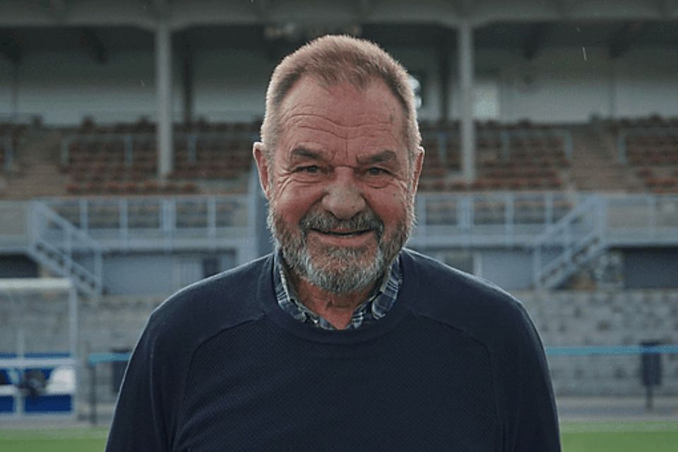 Für Rolf Fränzen und Blau-Weiß Meer bleibt die Lage kompliziert. Für Rolf Fränzen und Blau-Weiß Meer bleibt die Lage kompliziert.