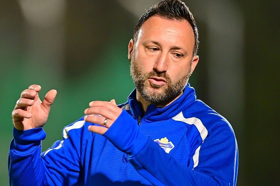 Trainer Vincenzo Contento (Aschheim) erwartet, „dass die Jungs die Konzentration hochhalten“.